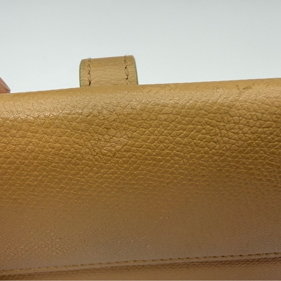 CHANEL Coco Button bi-fold long wallet - Picture 7 of 16